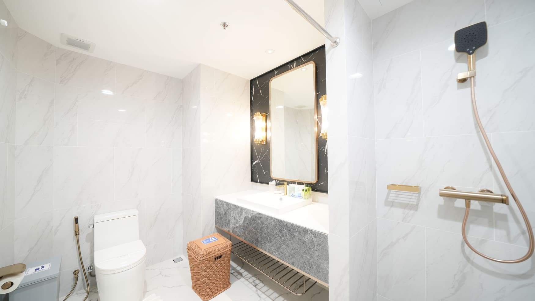 Suvarnabhumi Suite (Elite Ward 15) ภาพที่ 11